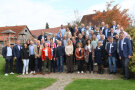 Gruppenfoto aller Teilnehmerinnen und Teilnehmer des Netzwerktreffens.